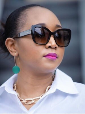 Urban Luxe Oversized Black Sunglasses